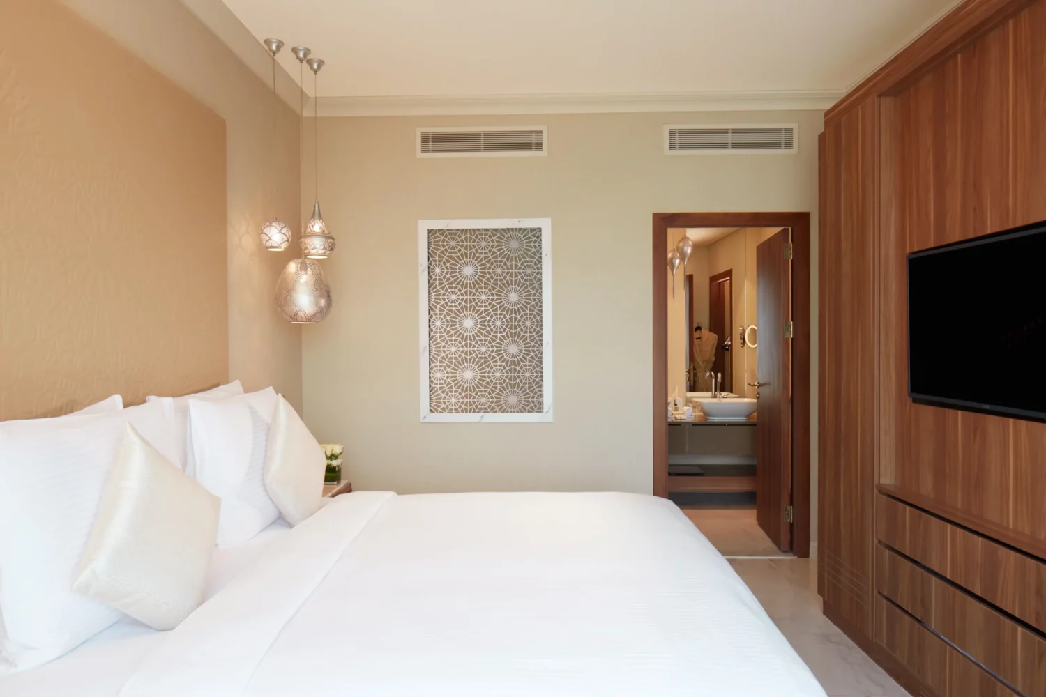 Tilal Jabal Al Kabah – Junior Suite